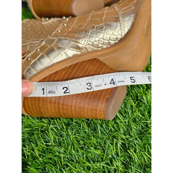 Sam Edelman Gold Iris Western Studded Ankle Booties – Women’s Size 8 - Picture 6 of 6